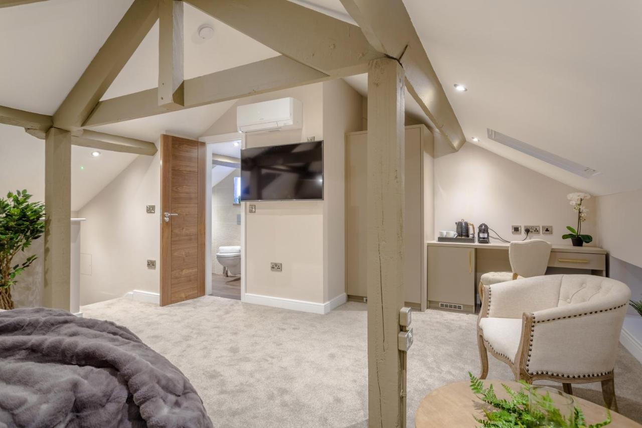 Aparthotel Heritage Mews 4*