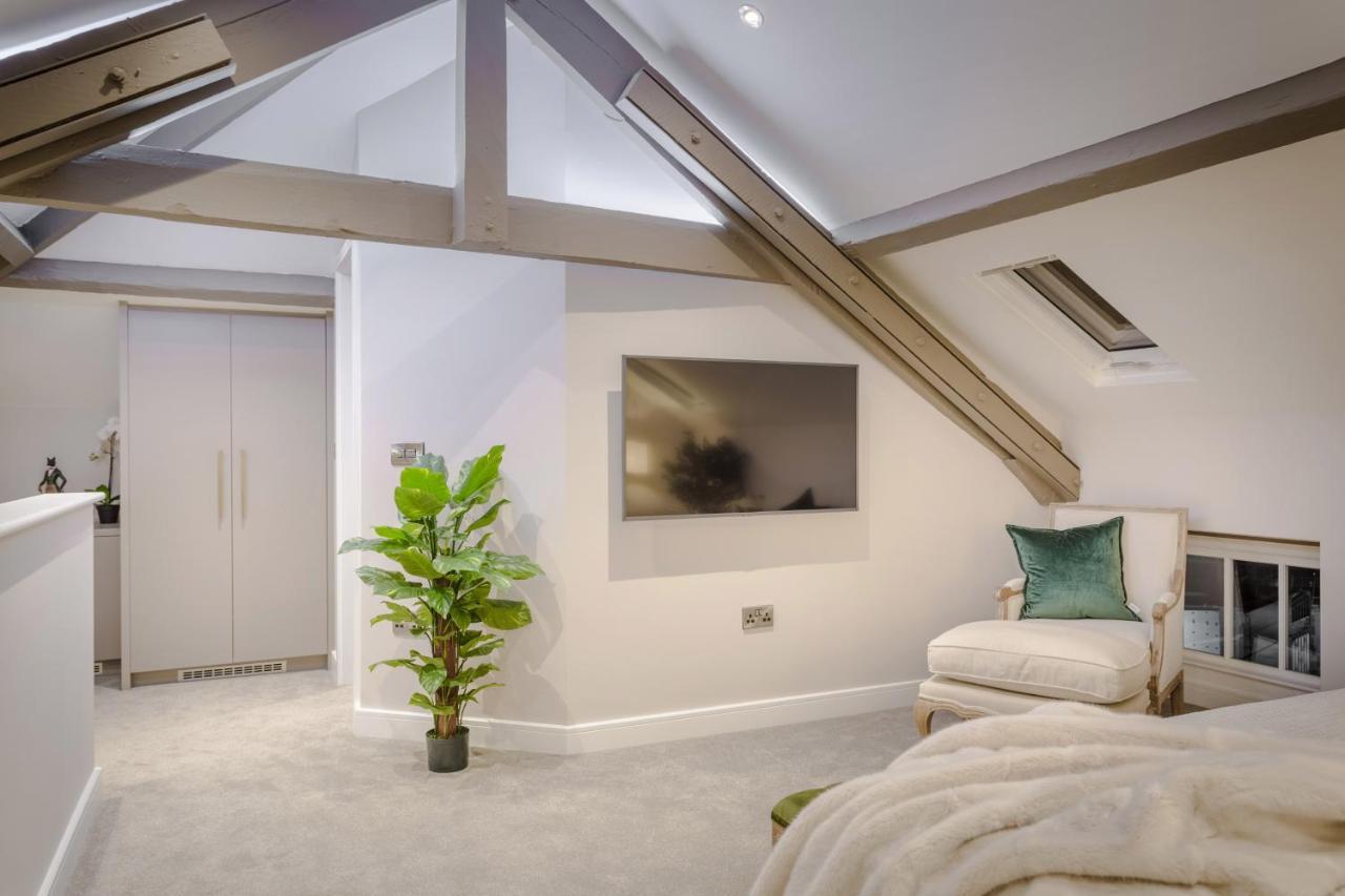 Heritage Mews 4*
