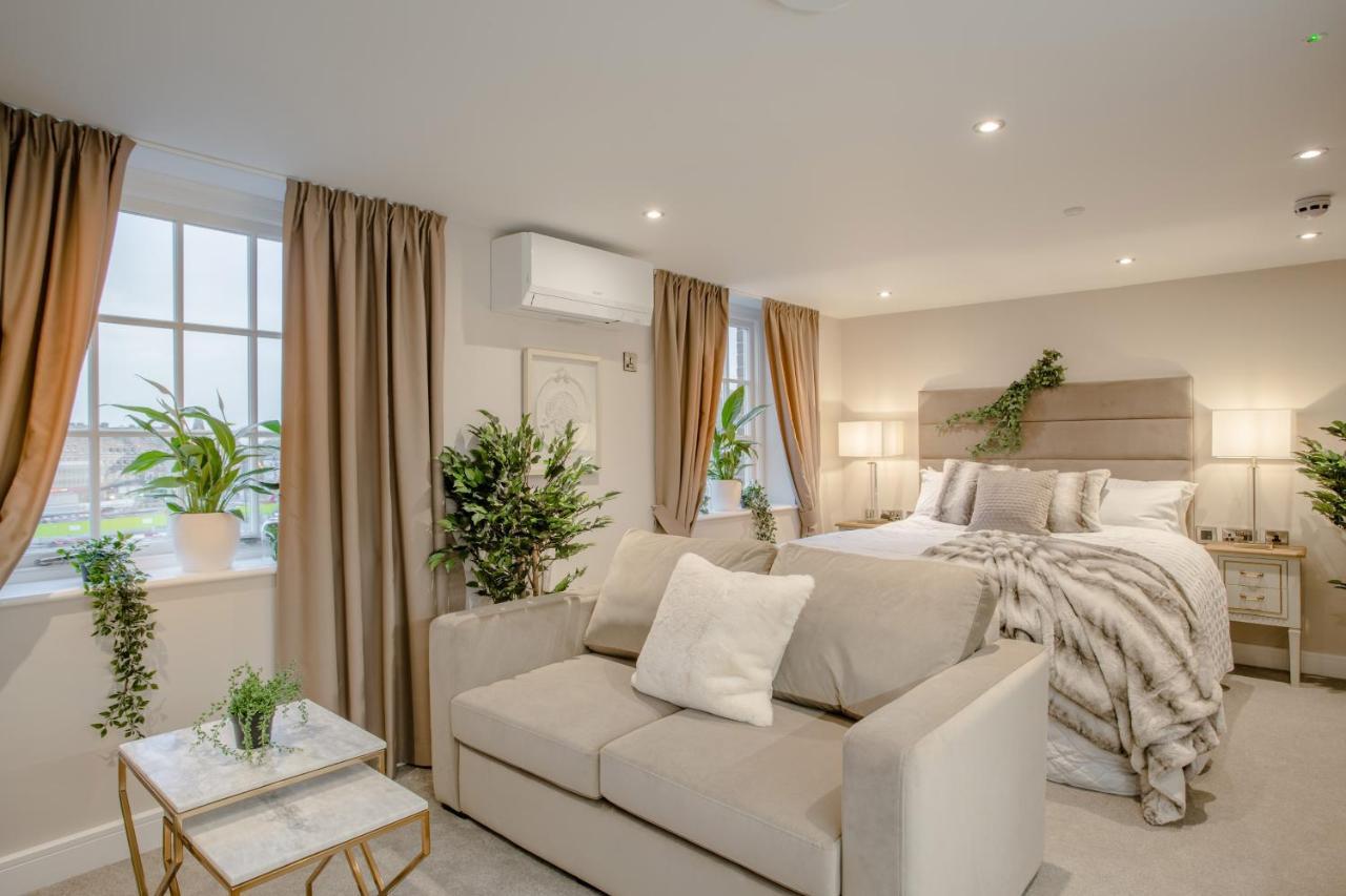 Aparthotel Heritage Mews 4*