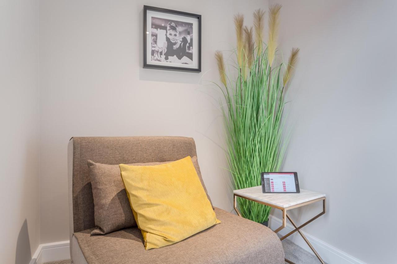 Heritage Mews Apartahotel 4*