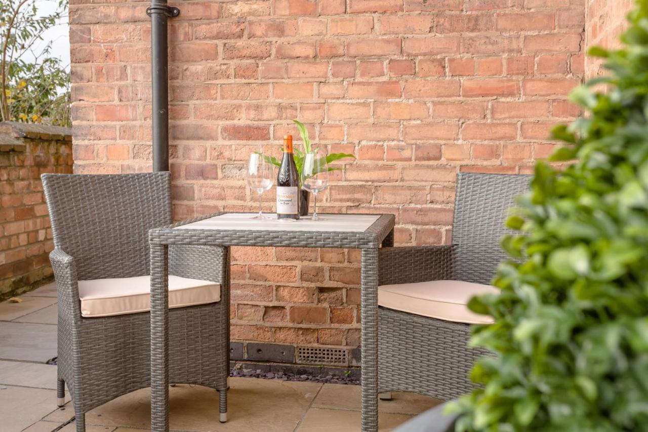 Aparthotel Heritage Mews 4*